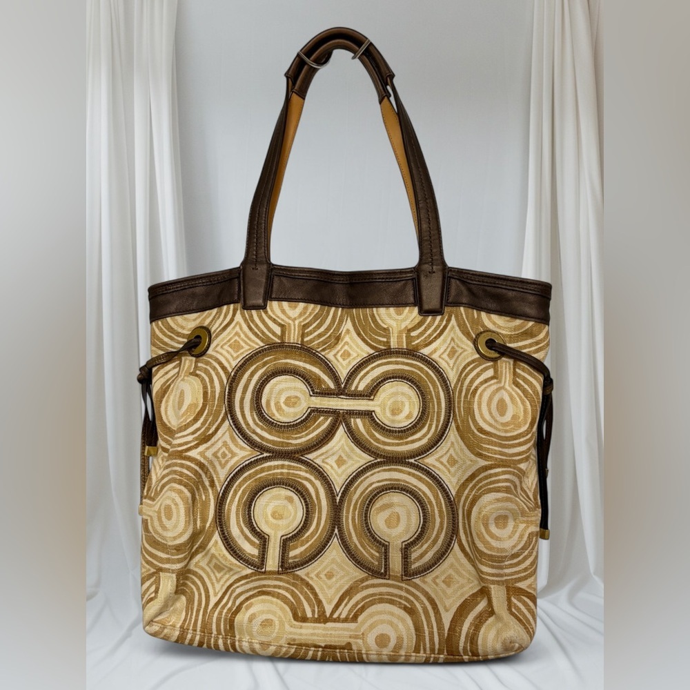Coach Audrey Op Art Swirl Leigh Slim Tote Bag 17044 EUC